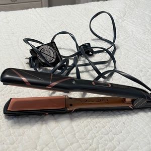 Paul Mitchell express ion smooth straightener!